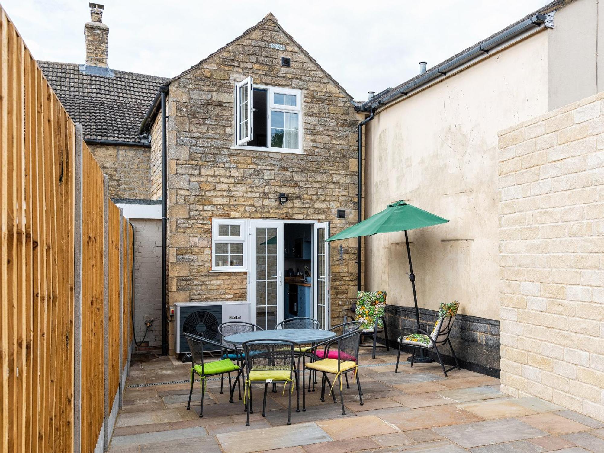 Red Kite Cottage Easton on the Hill Exterior foto